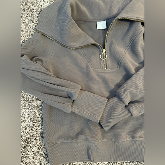 Varley Vine Half Zip - Picture 2 of 6